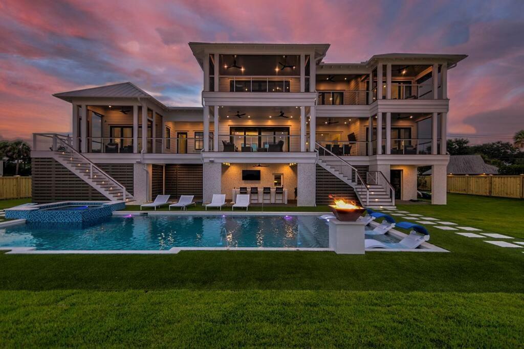 New Waterfront Home With Deep Water Dock ไอล์ออฟปาล์มส์ ภายนอก รูปภาพ