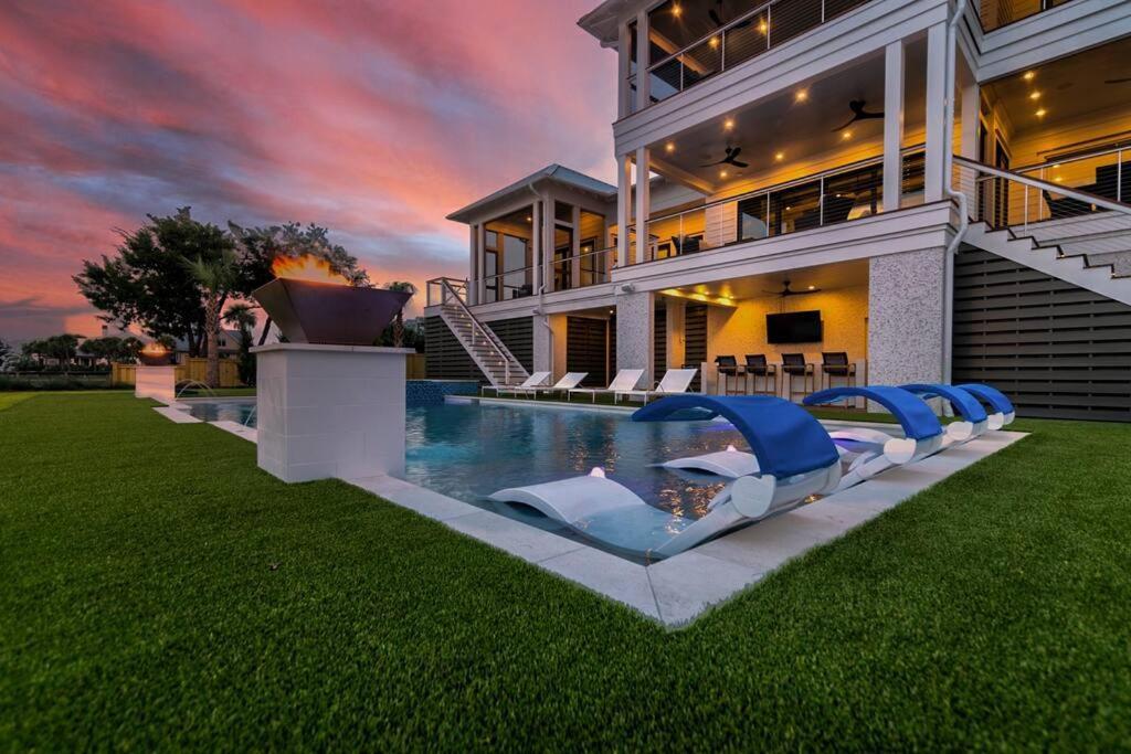 New Waterfront Home With Deep Water Dock ไอล์ออฟปาล์มส์ ภายนอก รูปภาพ